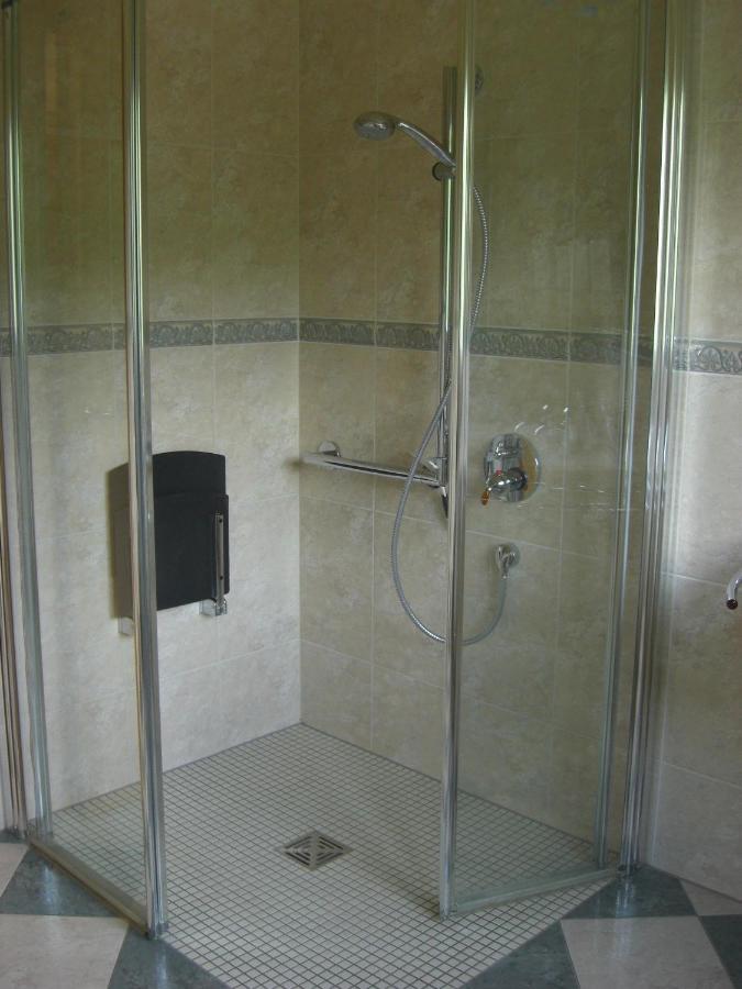 Ferienwohnung Alter Weinberg Сарбург Екстериор снимка