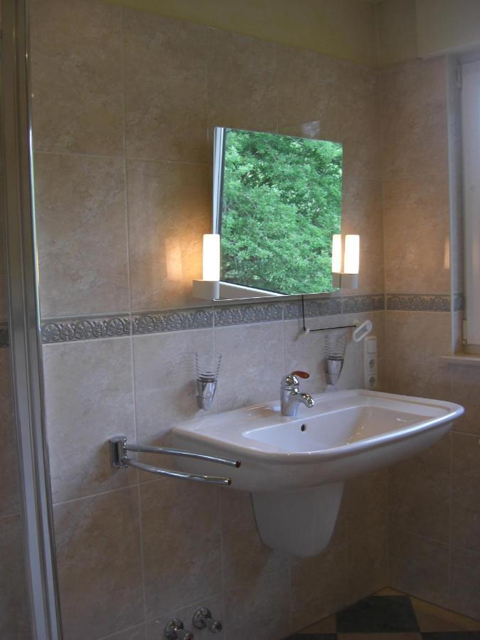 Ferienwohnung Alter Weinberg Сарбург Екстериор снимка